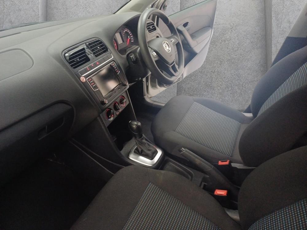 Volkswagen Polo Vivo Hatch 1.6 Comfortline Tiptronic