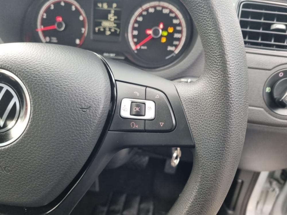 Volkswagen Polo Vivo Hatch 1.6 Life Tipt
