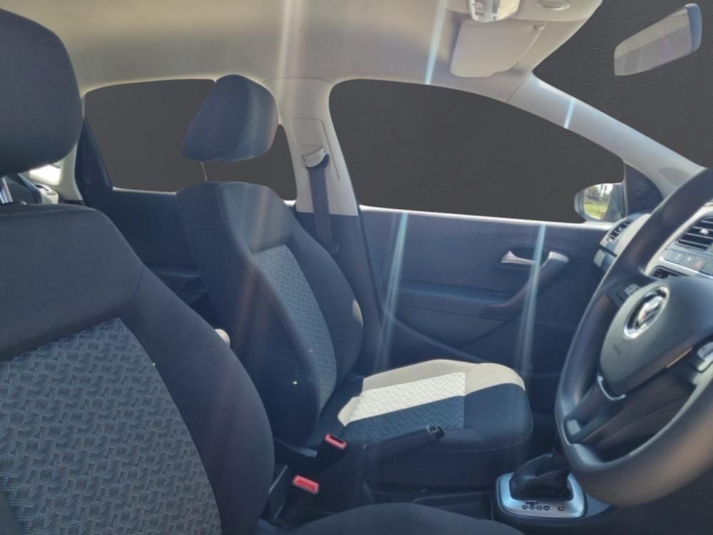 Volkswagen Polo Vivo Hatch 1.6 Life Tipt