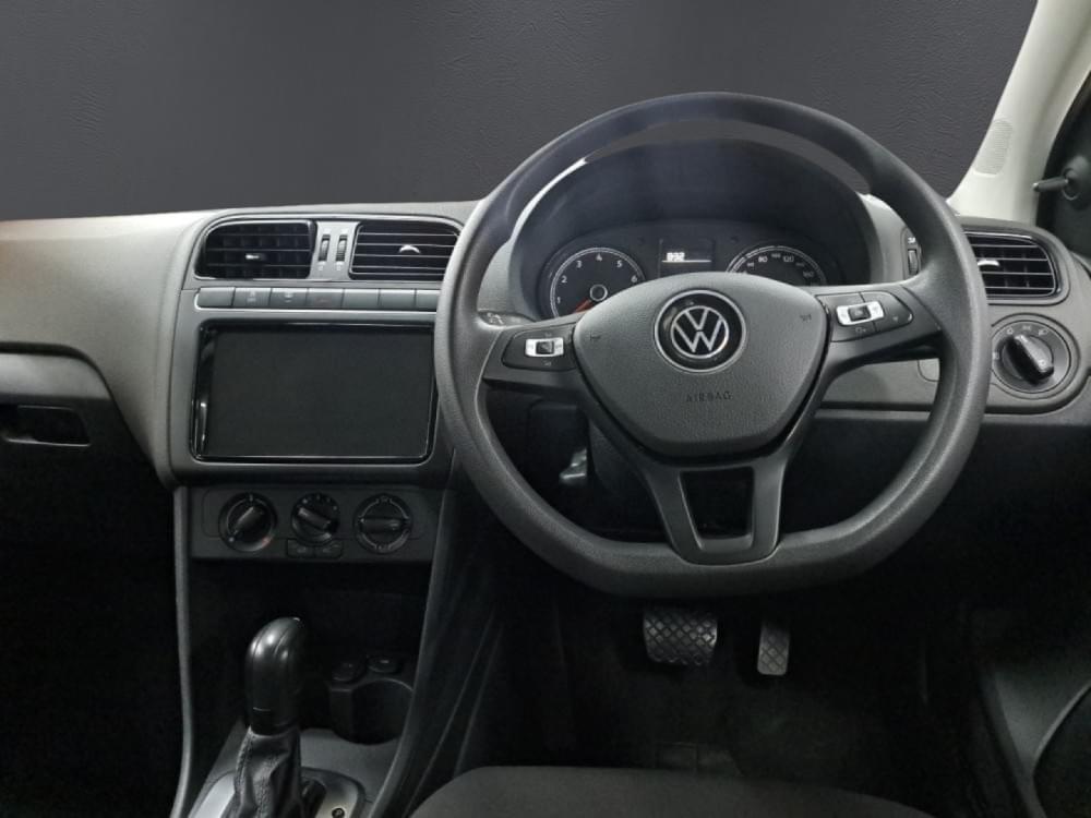 Volkswagen Polo Vivo Hatch 1.6 Life Tipt