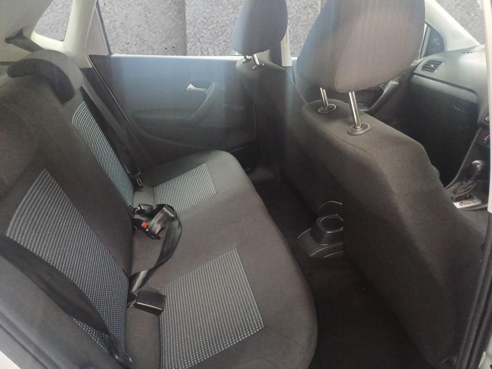 Volkswagen Polo Vivo Hatch 1.6 Comfortline Tiptronic