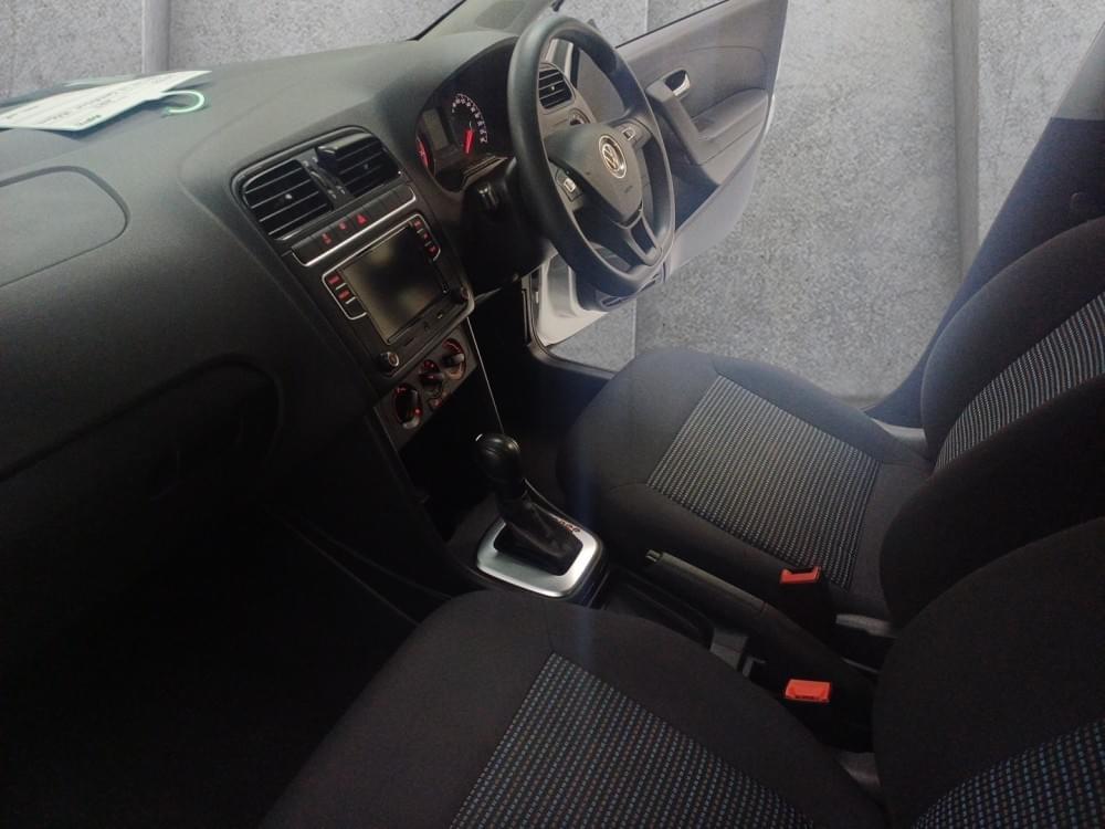 Volkswagen Polo Vivo Hatch 1.6 Comfortline Tiptronic