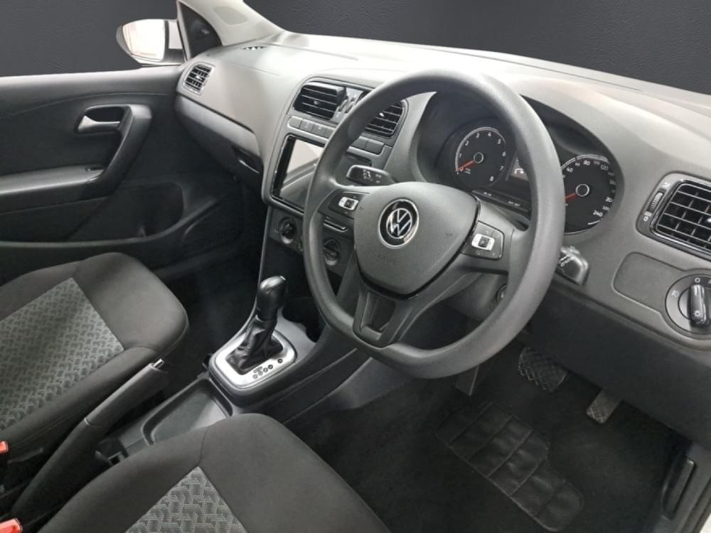 Volkswagen Polo Vivo Hatch 1.6 Life Tipt