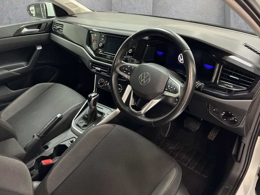Volkswagen Polo Hatch 1.0 Tsi Life Dsg