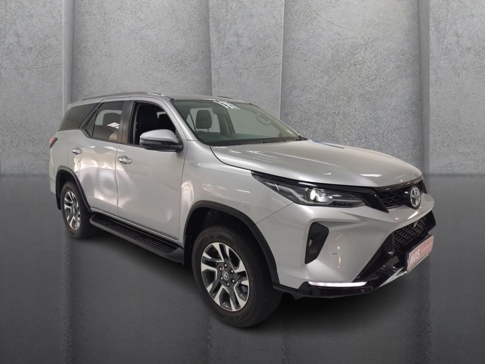 Toyota Fortuner 2.4 Gd-6 Rb At