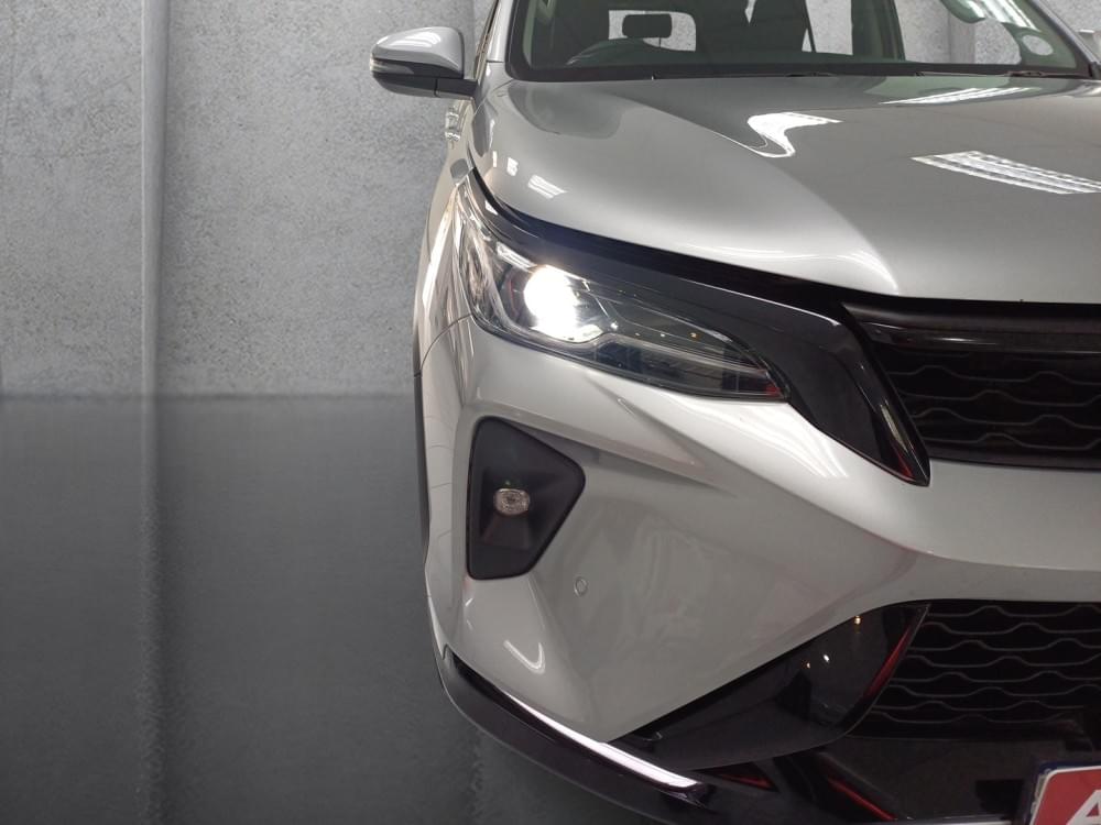 Toyota Fortuner 2.4 Gd-6 Rb At