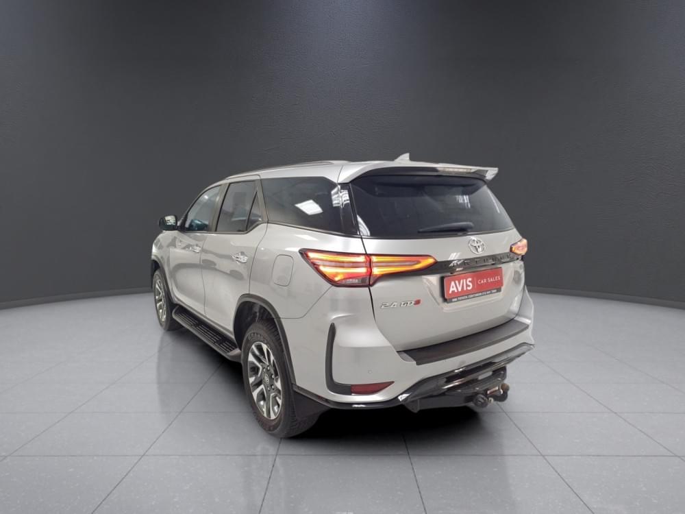 Toyota Fortuner 2.4 Gd-6 Rb 6At