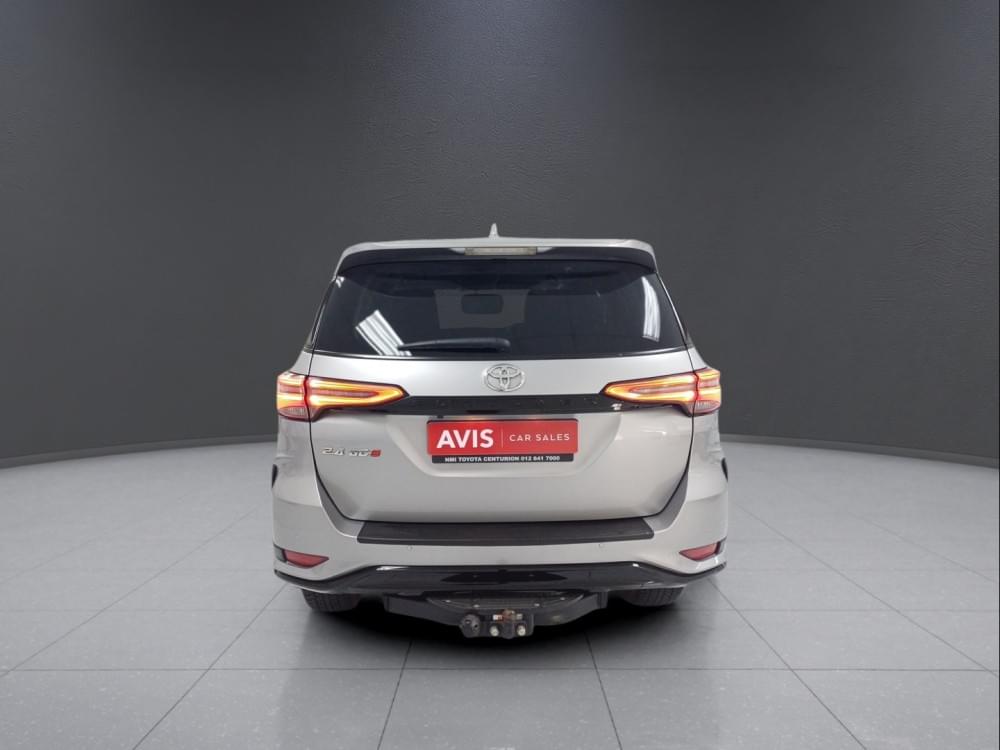 Toyota Fortuner 2.4 Gd-6 Rb 6At