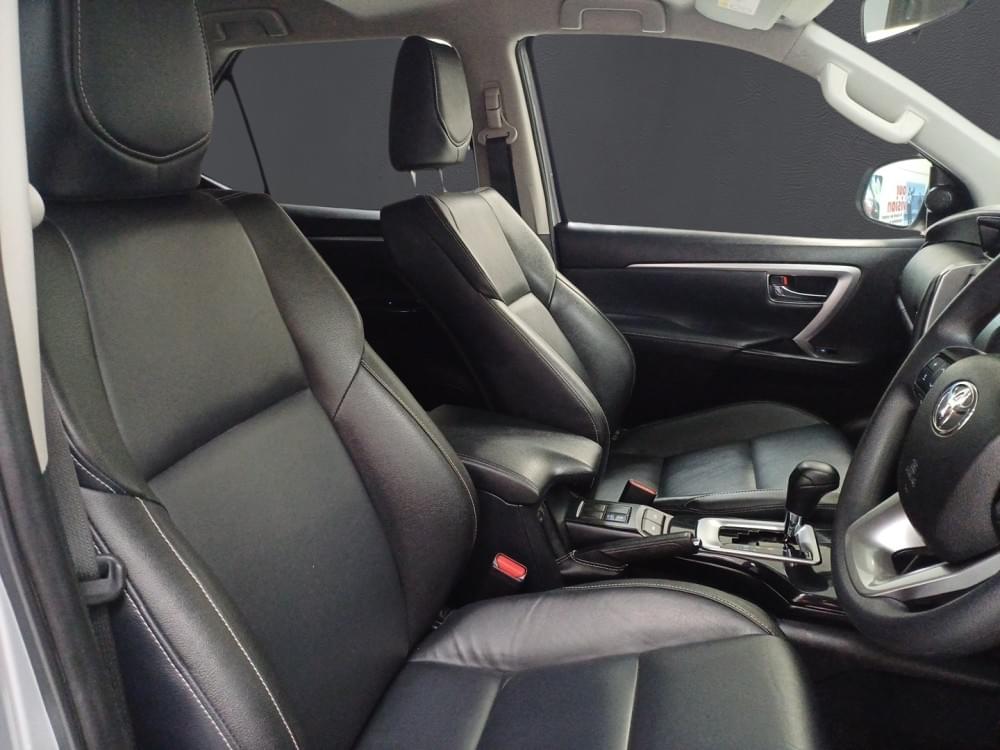 Toyota Fortuner 2.4 Gd-6 Rb 6At