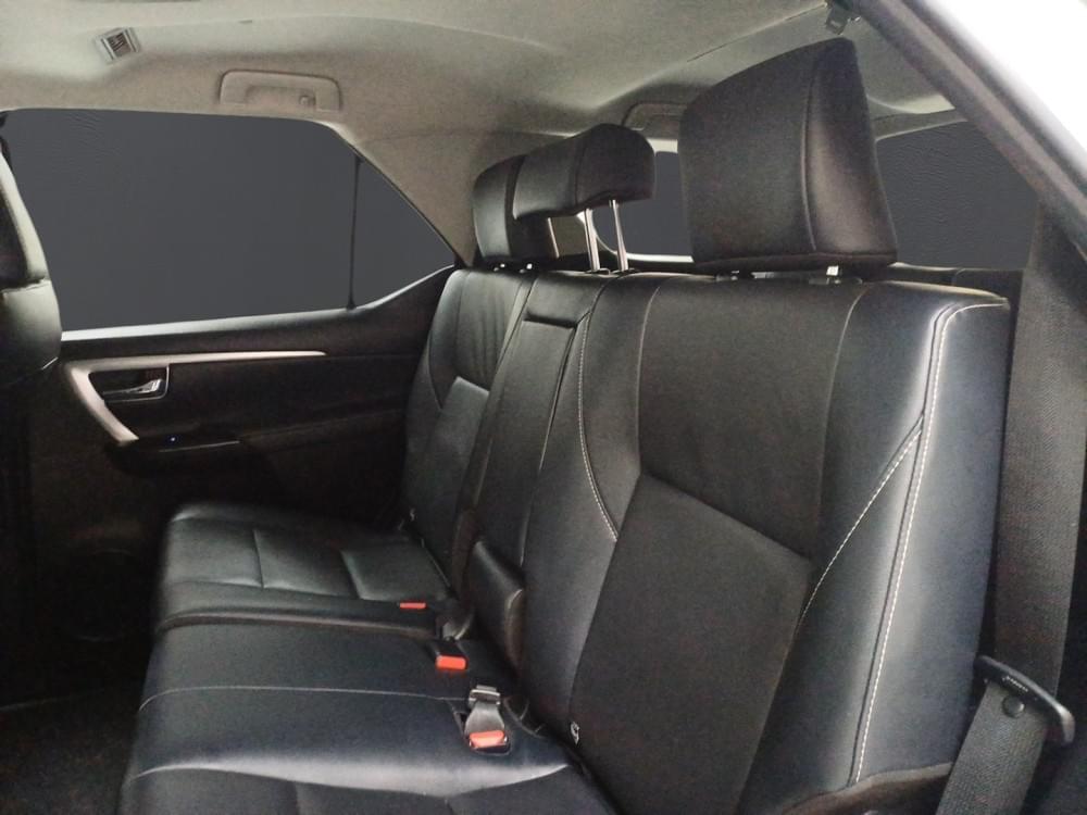 Toyota Fortuner 2.4 Gd-6 Rb 6At