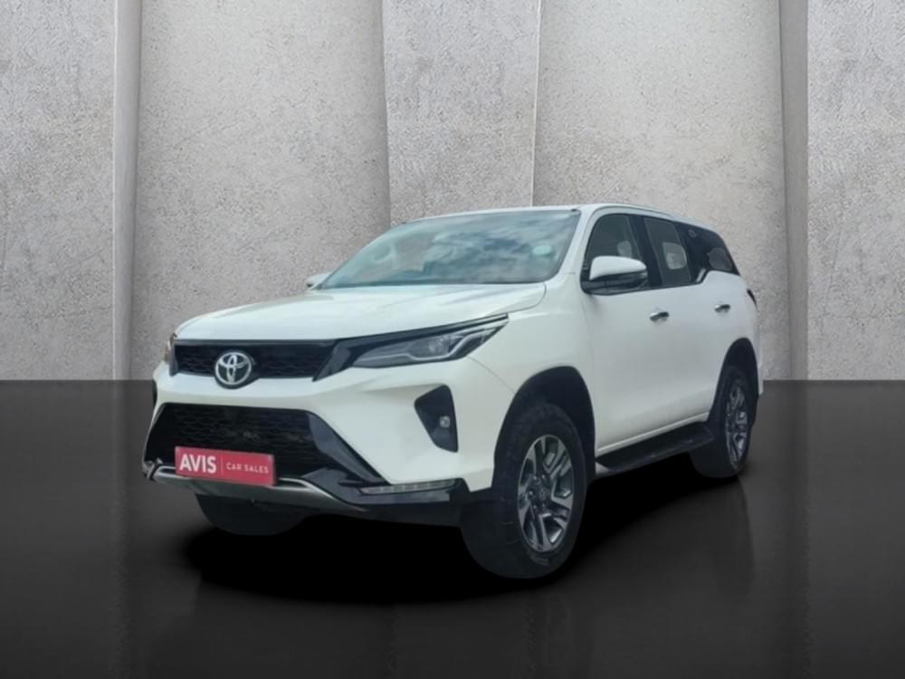 Toyota Fortuner 2.4 Gd-6 Rb At