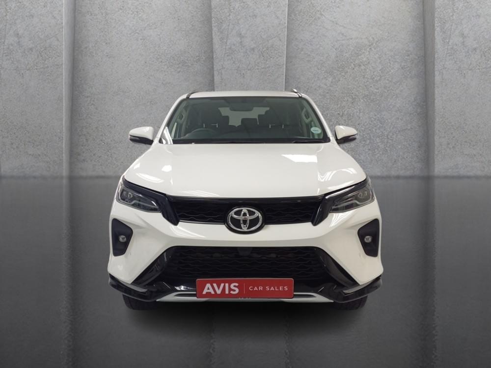 Toyota Fortuner 2.4 Gd-6 Rb At