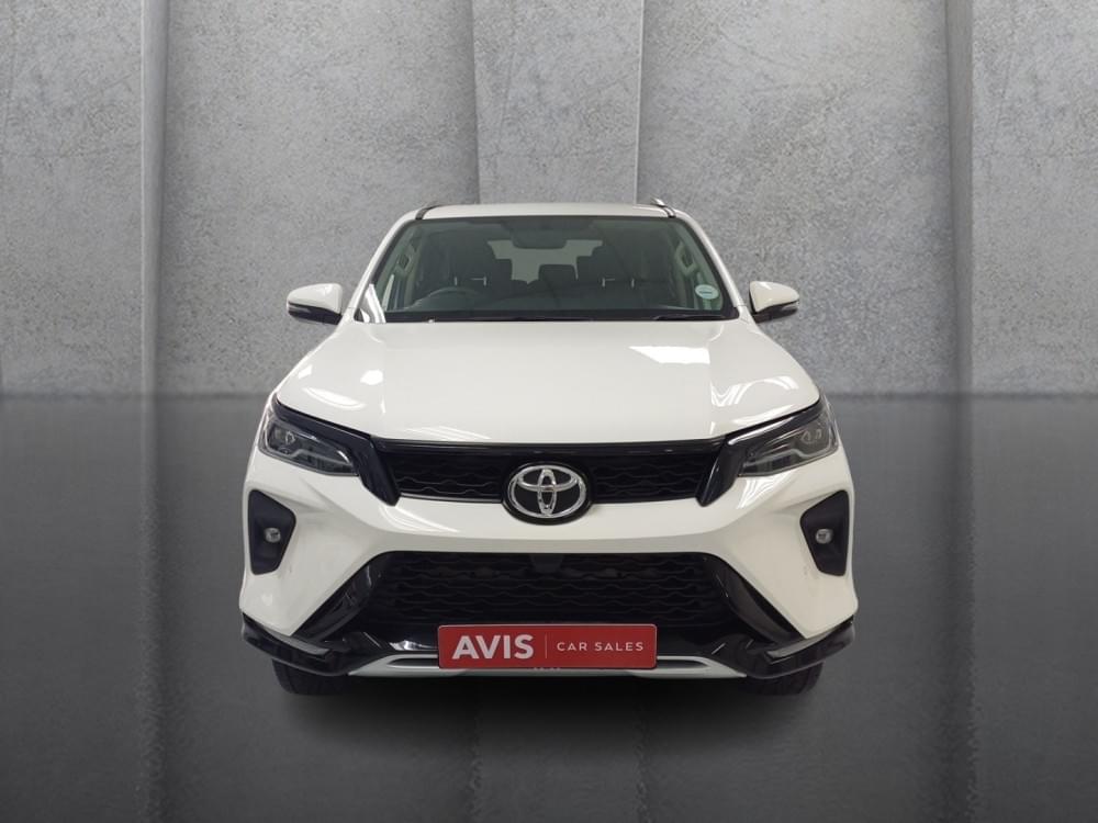 Toyota Fortuner 2.4 Gd-6 Rb At