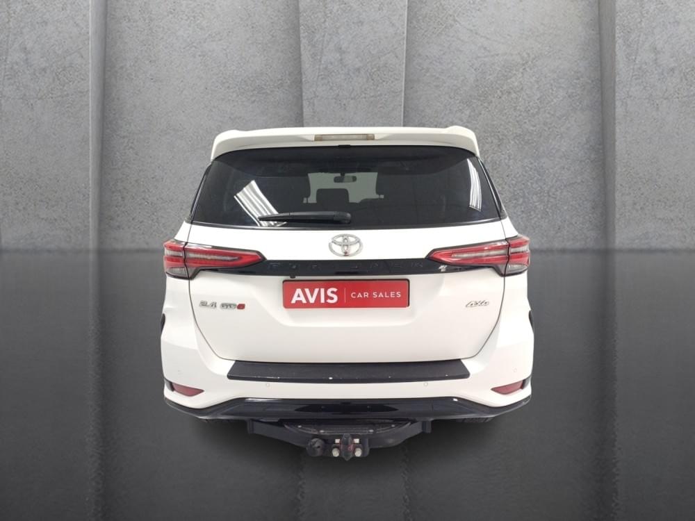 Toyota Fortuner 2.4 Gd-6 Rb At