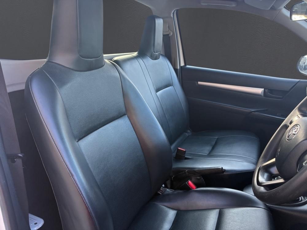 Toyota Hilux 2.4 Gd S Ac