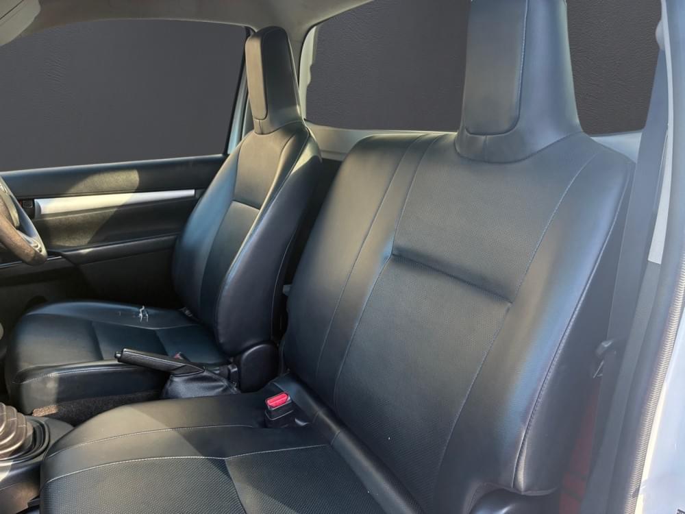 Toyota Hilux 2.4 Gd S Ac