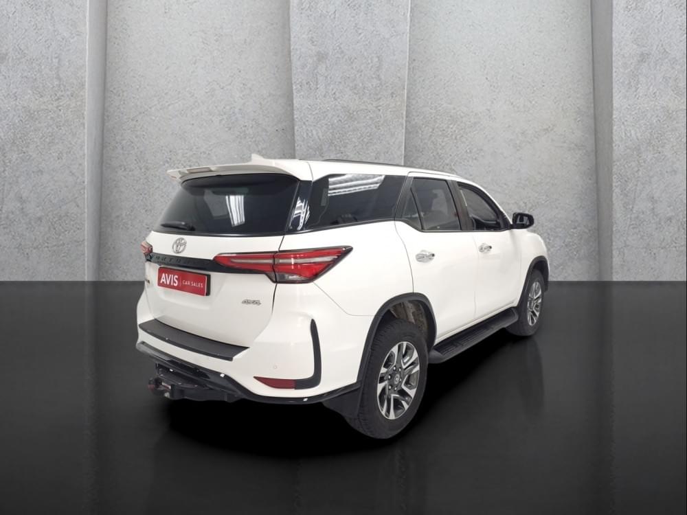 Toyota Fortuner 2.4 Gd-6 4X4 At