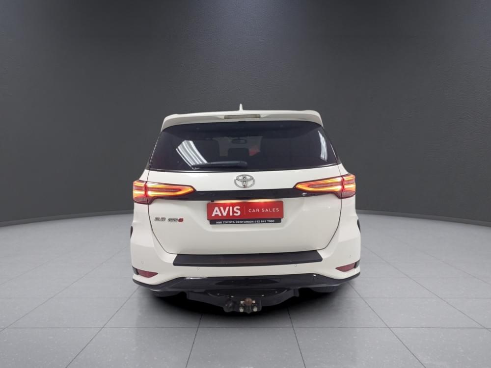 Toyota Fortuner 2.8 Gd-6 Rb At