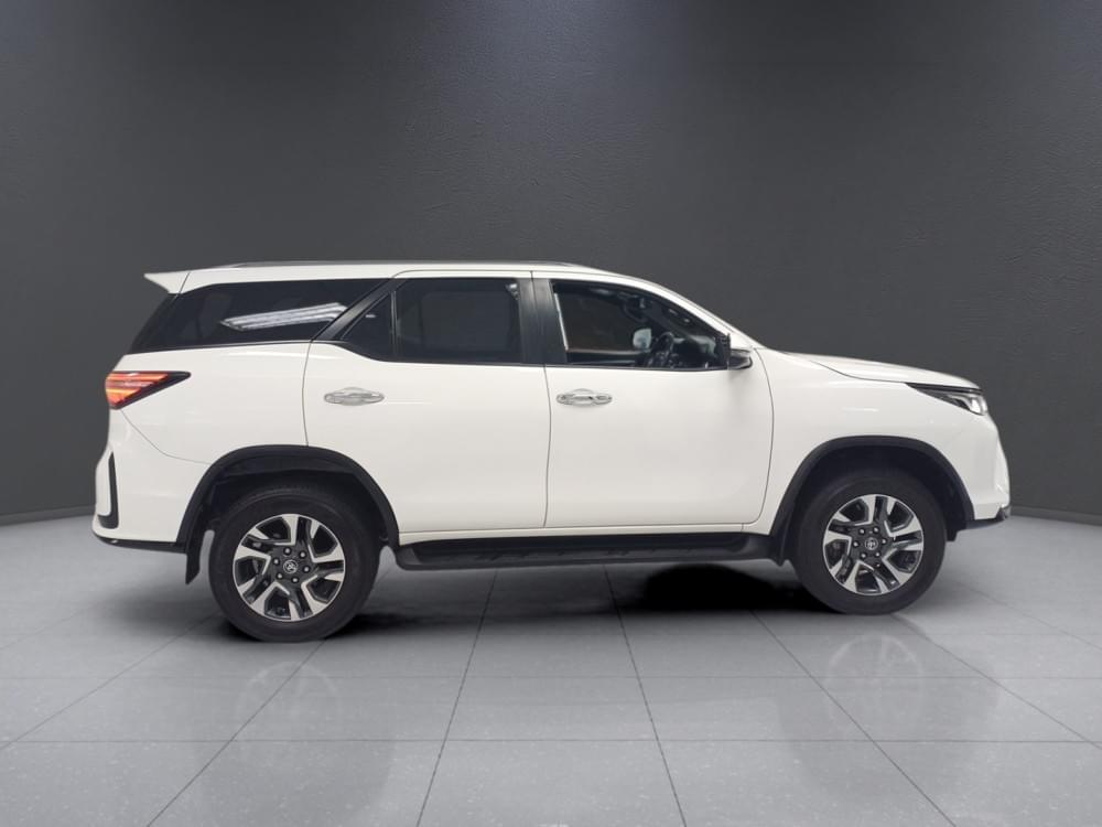 Toyota Fortuner 2.8 Gd-6 Rb At