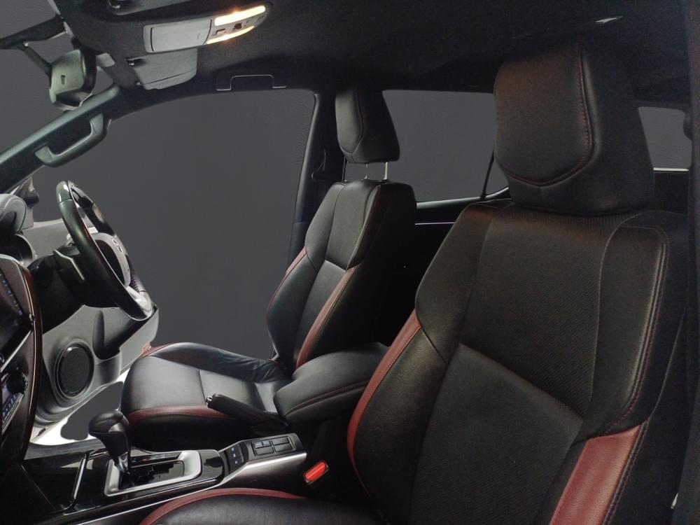 Toyota Fortuner 2.8 Gd-6 Rb At