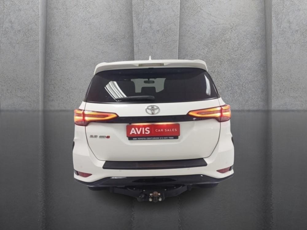 Toyota Fortuner 2.8 Gd-6 Rb At