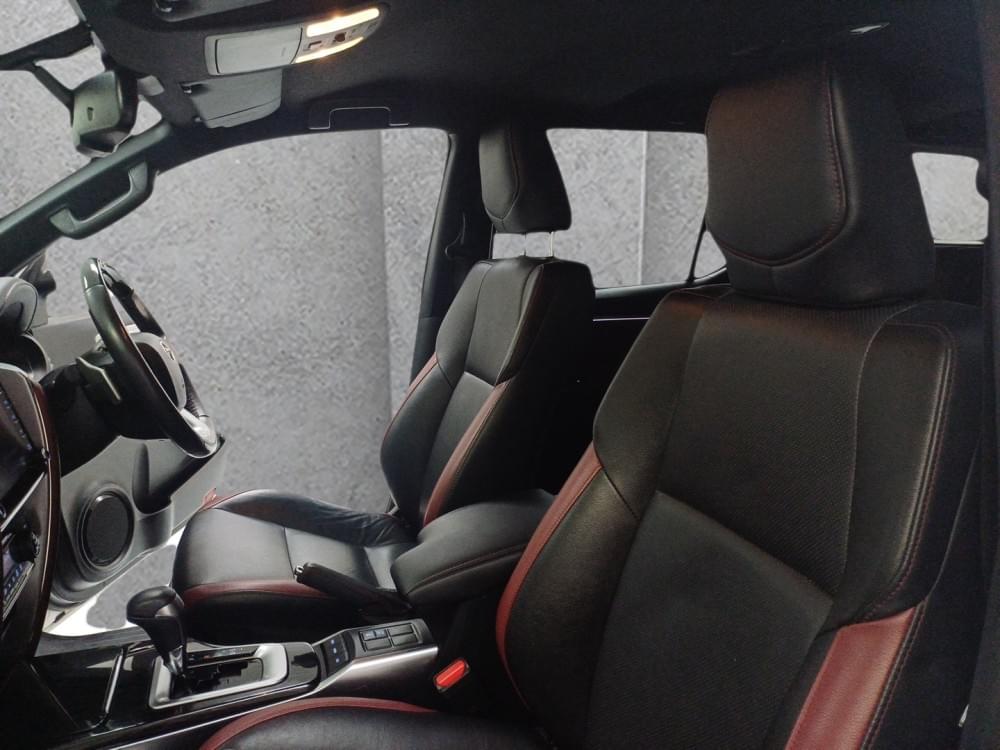 Toyota Fortuner 2.8 Gd-6 Rb At