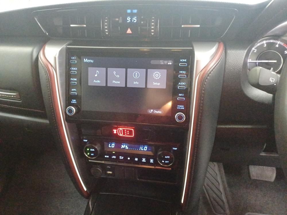 Toyota N/A 2.8 Gd-6 Rb At