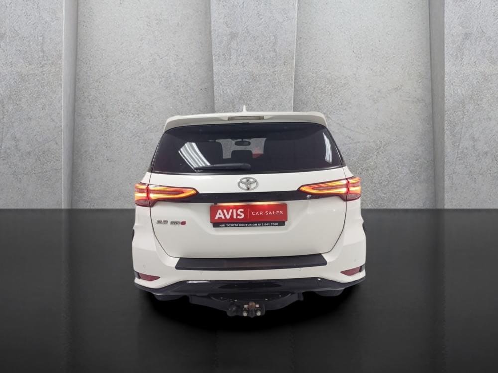 Toyota Fortuner 2.8 Gd-6 Rb At