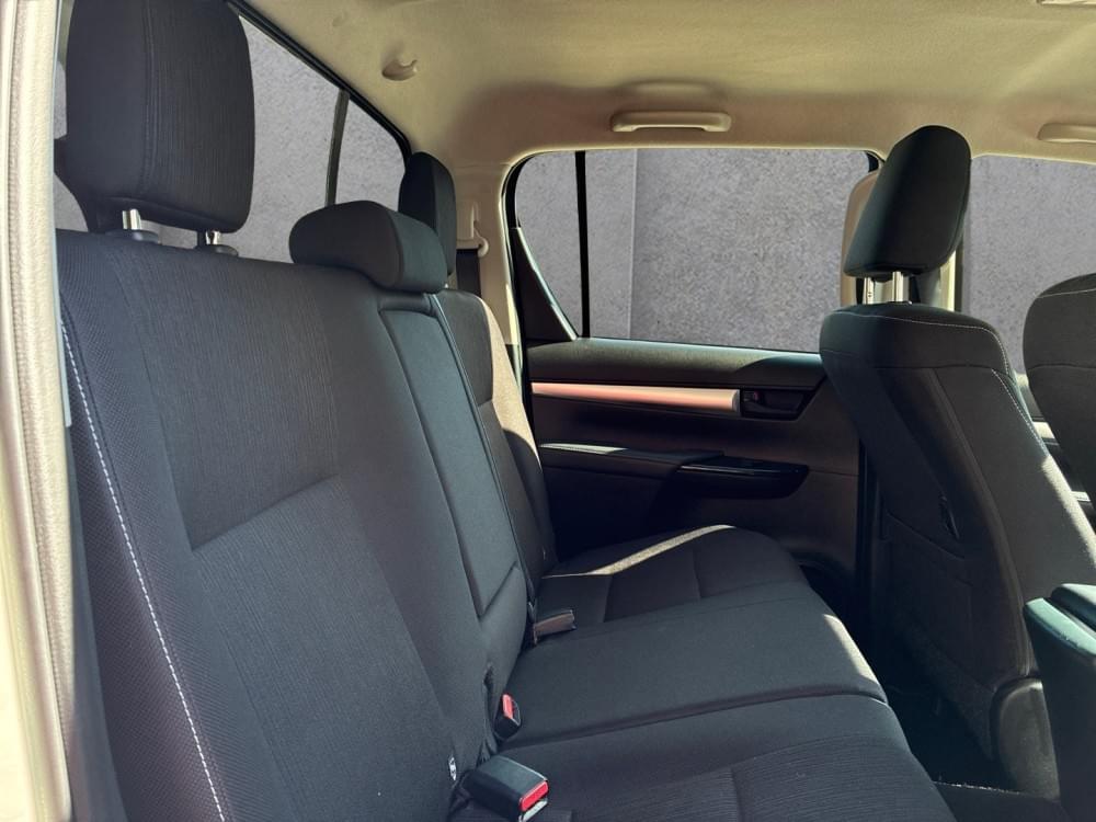 Toyota Hilux 2.4 Gd-6 Rb Raider D Cab 6At
