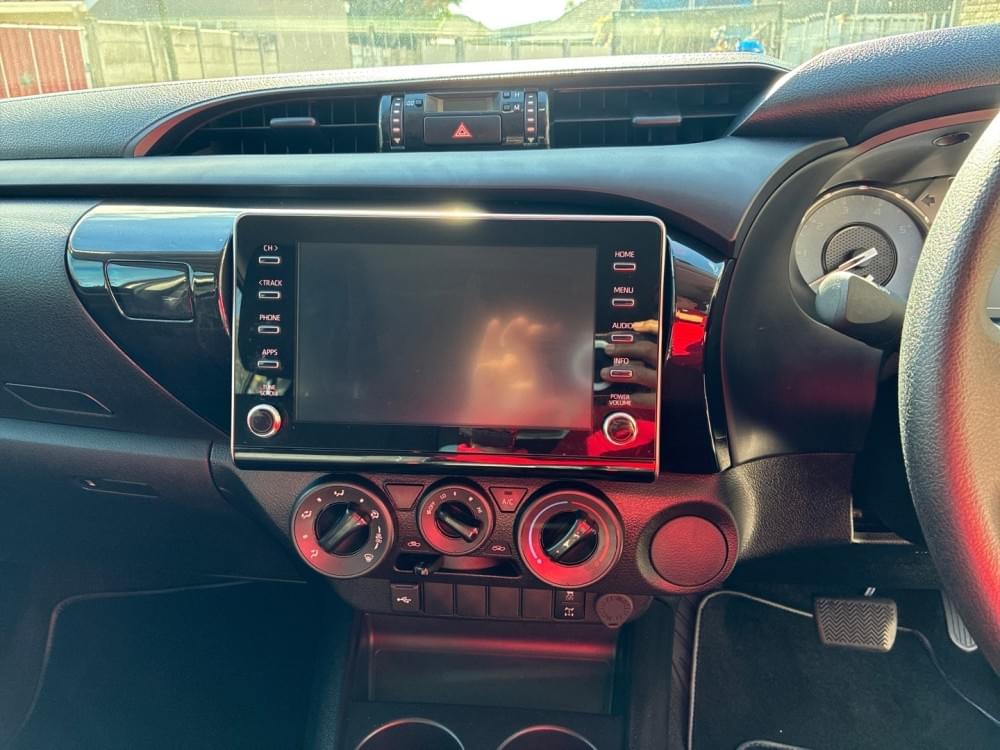 Toyota Hilux 2.4 Gd-6 Rb Raider D Cab 6At