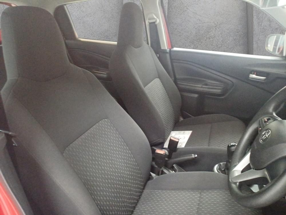 Toyota Vitz 1.0 Xr