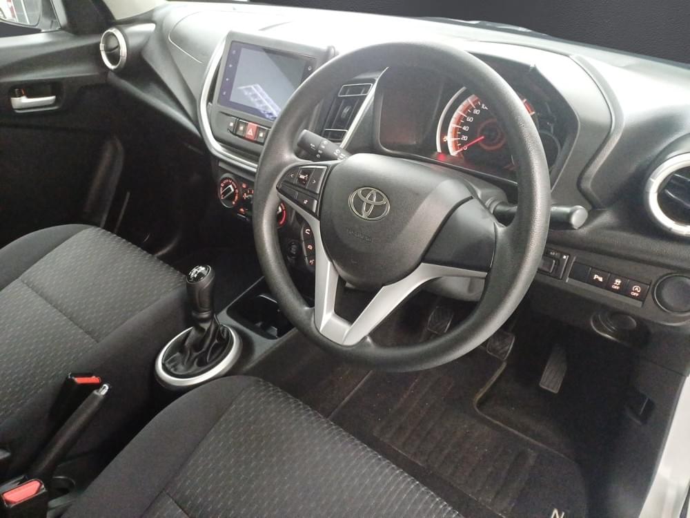 Toyota Vitz 1.0 Xr