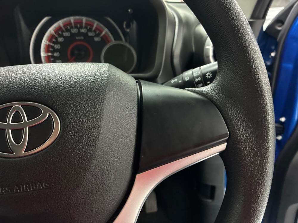 Toyota Vitz 1.0 Xr Amt