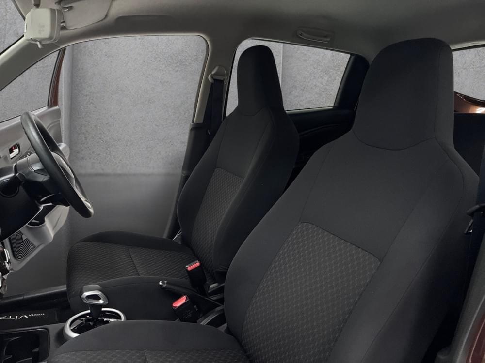 Toyota Vitz 1.0 Xr Amt