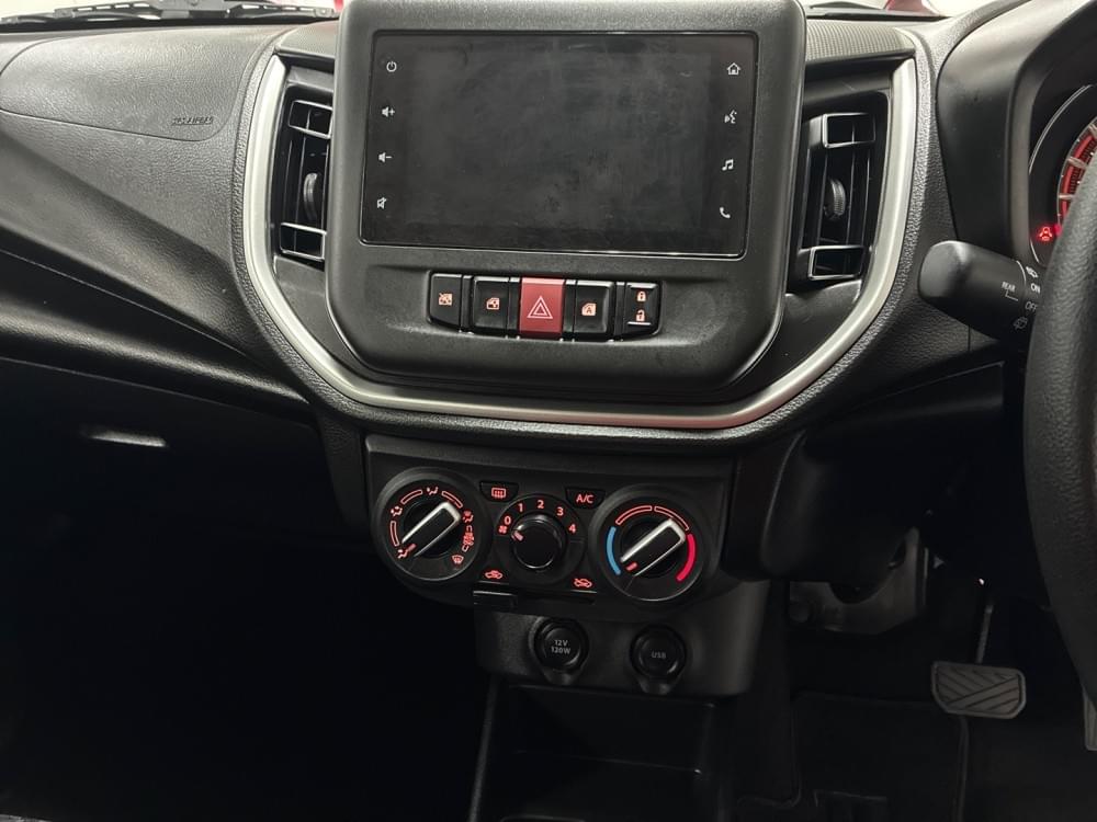 Toyota Vitz 1.0 Xr Amt