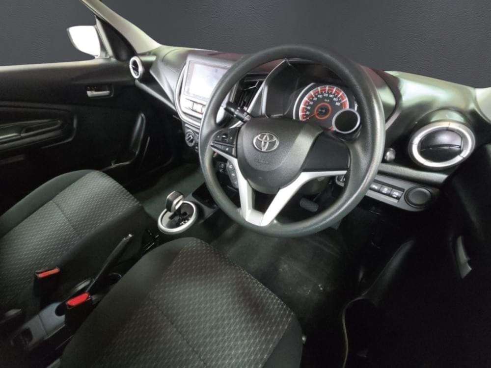 Toyota Vitz 1.0 Xr Amt