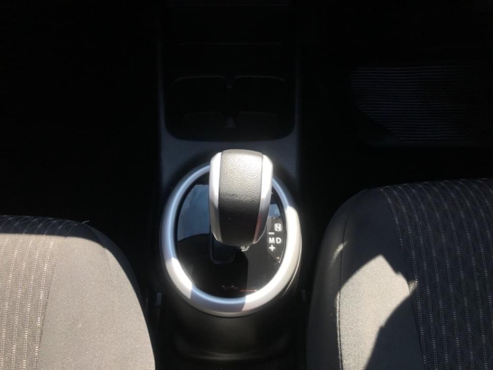 Toyota Vitz 1.0 Xr Amt