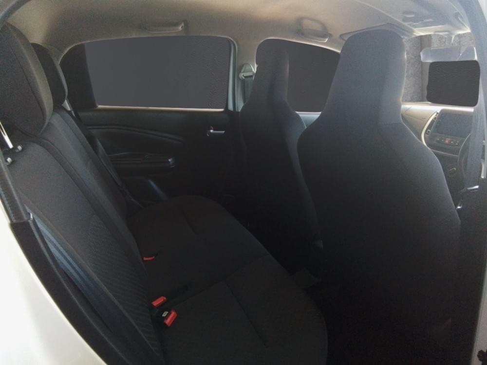 Toyota Vitz 1.0 Xr Mt