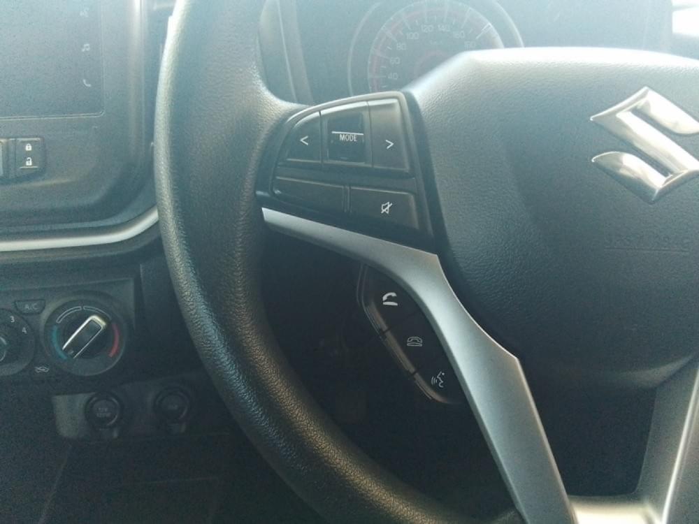 Toyota Vitz 1.0 Xr Mt