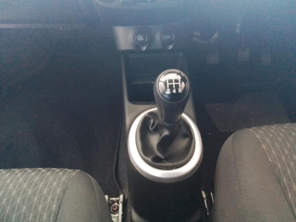Toyota Vitz 1.0 Xr Mt
