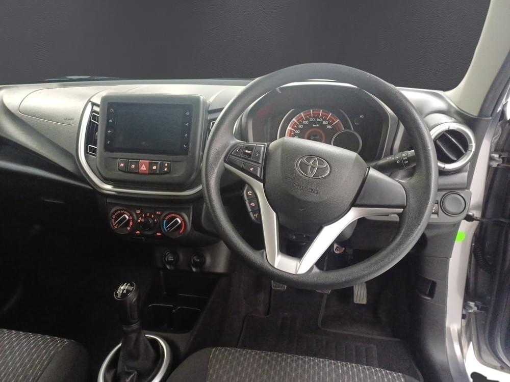 Toyota Vitz 1.0 Xr Mt