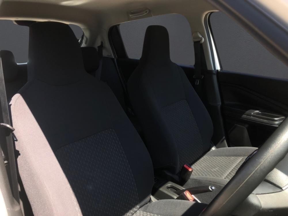 Toyota Vitz 1.0 Xr Amt
