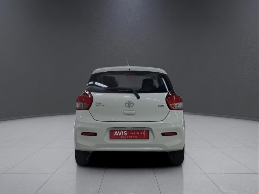 Toyota Vitz 1.0 Xr Amt