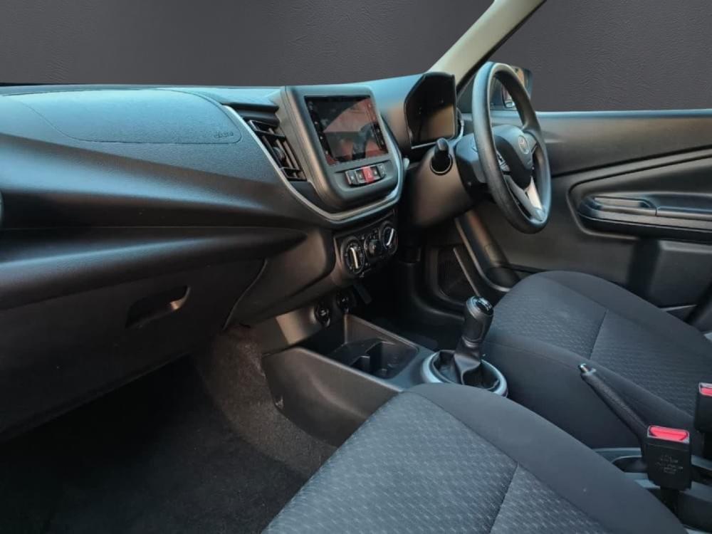 Toyota Vitz 1.0 Xr Amt