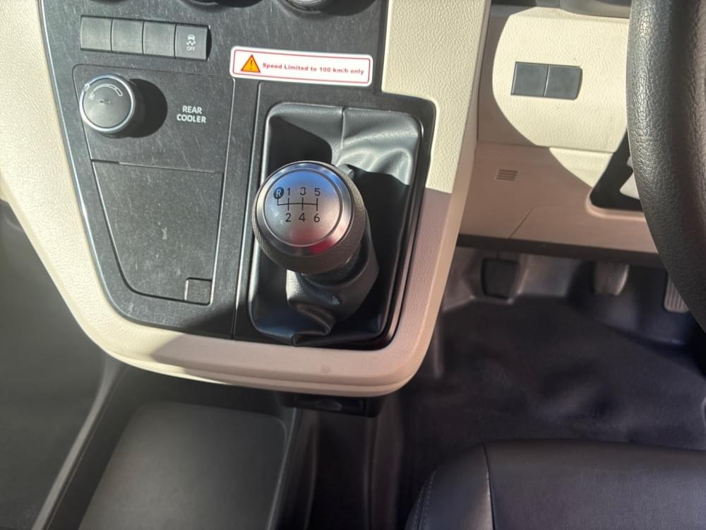 Toyota Quantum 2.8 Gl 11-Seater Lwb