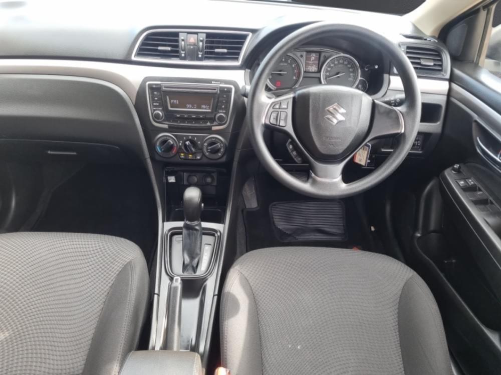 Suzuki N/A 1.5 Gl At