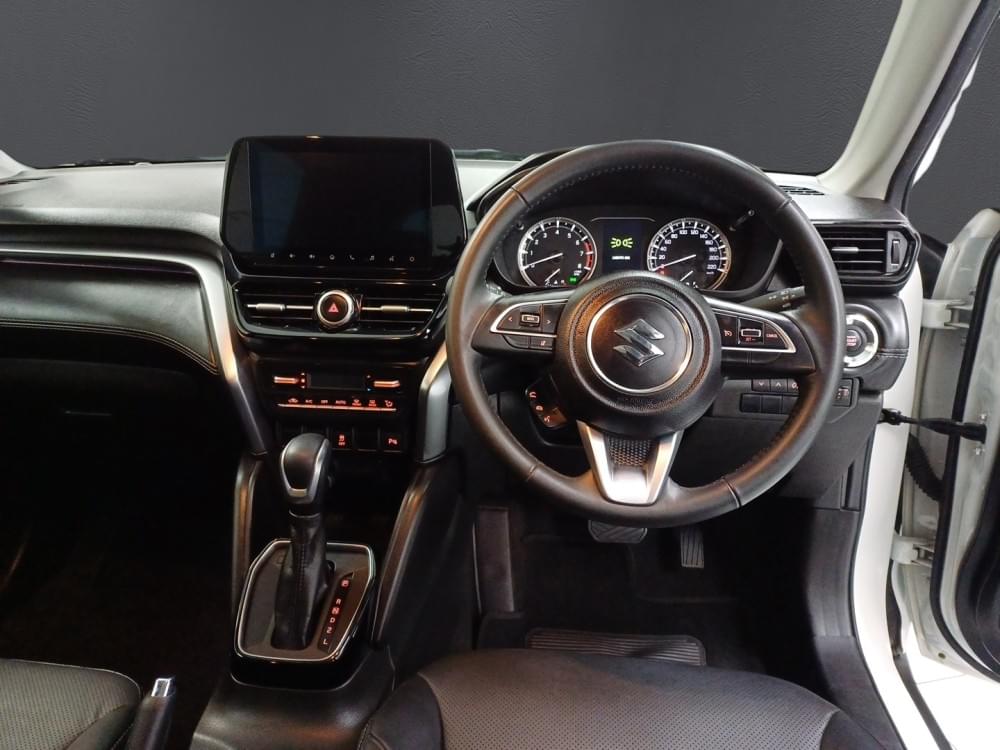 Suzuki N/A 1.5 Glx At