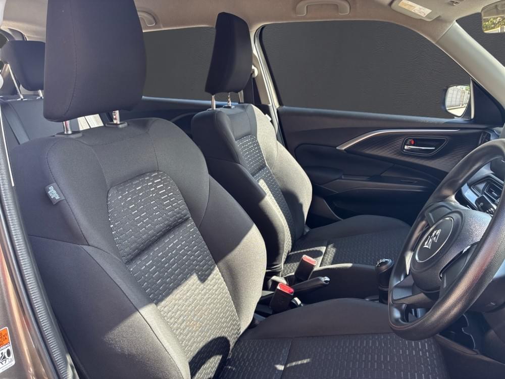 Suzuki N/A 1.2 Gl Mt