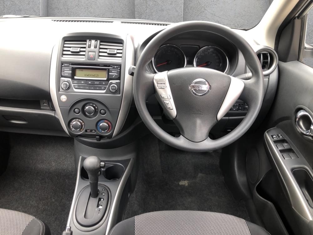 Nissan Almera 1.5 Acenta At