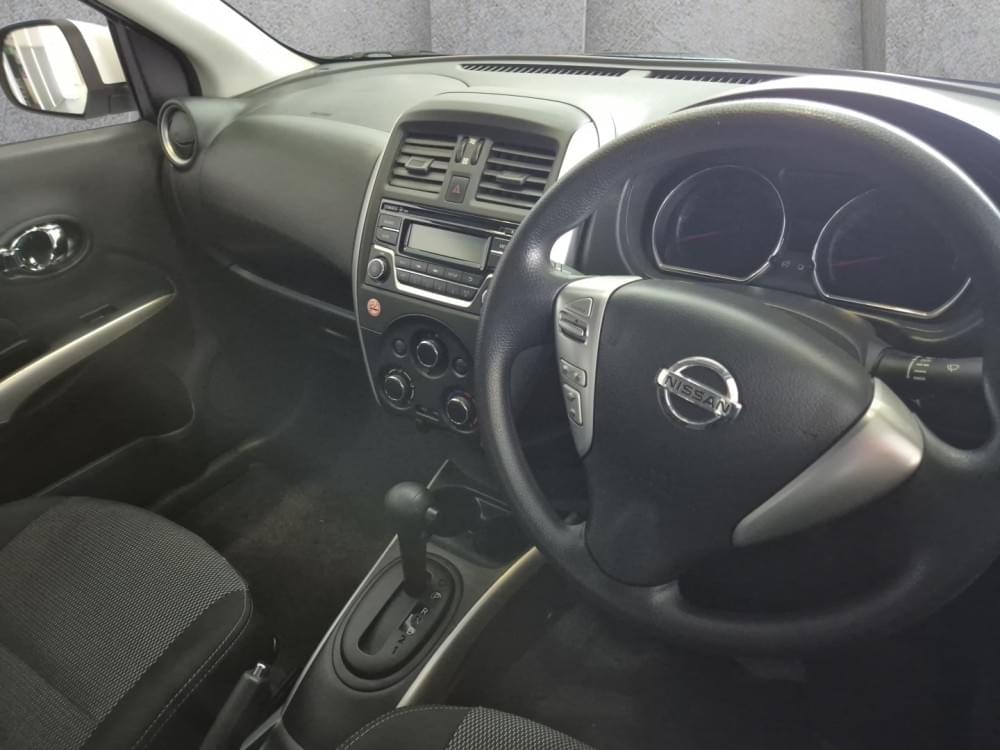 Nissan Almera 1.5 Acenta At